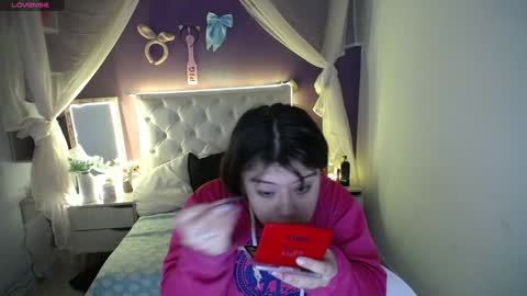 Snapshot of ingrid_casas chatting on January 22, 2025, 10:37 pm Ingrid petite online show from January 22, 2025, 10:37 pm