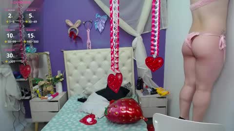Snapshot of ingrid_casas chatting on February 14, 2025, 12:19 am Ingrid petite online show from February 14, 2025, 12:19 am