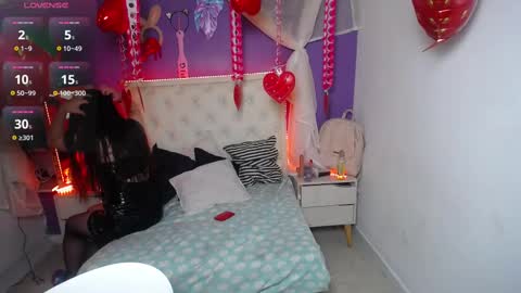 Snapshot of ingrid_casas chatting on February 14, 2025, 11:42 pm Ingrid petite online show from February 14, 2025, 11:42 pm