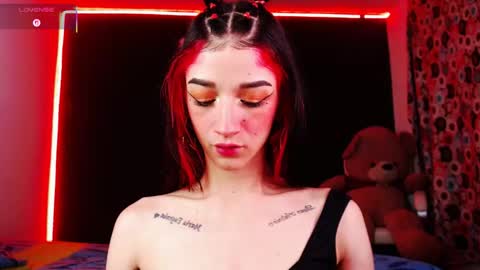 Snapshot of ingrid_zese chatting on November 8, 2025, 4:51 pm Ingrid Zese online show from November 8, 2025, 4:51 pm