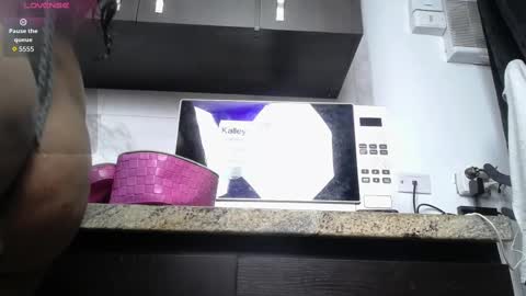 Iniya online show from November 4, 2025, 8:08 pm