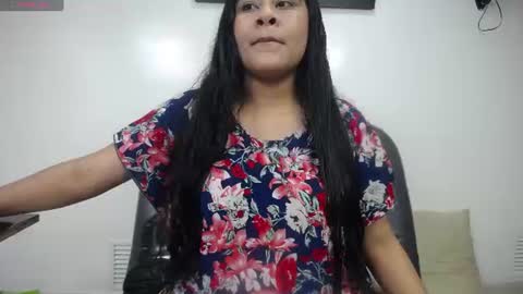 Iniya online show from July 9, 2026, 7:40 pm
