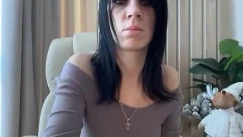 Snapshot of injaathome chatting on February 9, 2026, 7:01 am InjaAtHome online show from February 9, 2026, 7:01 am