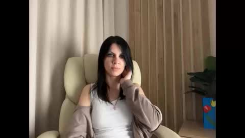 Snapshot of injaathome chatting on April 27, 2026, 6:17 pm InjaAtHome online show from April 27, 2026, 6:17 pm