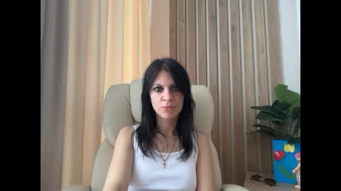 Snapshot of injaathome chatting on May 7, 2026, 8:31 am InjaAtHome online show from May 7, 2026, 8:31 am