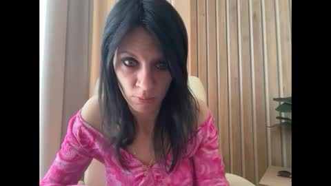 Snapshot of injaathome chatting on May 12, 2026, 5:59 am InjaAtHome online show from May 12, 2026, 5:59 am