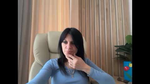Snapshot of injaathome chatting on May 13, 2026, 10:12 am InjaAtHome online show from May 13, 2026, 10:12 am
