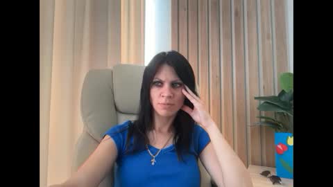 Snapshot of injaathome chatting on May 16, 2026, 1:21 pm InjaAtHome online show from May 16, 2026, 1:21 pm