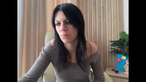 Snapshot of injaathome chatting on May 18, 2026, 5:57 am InjaAtHome online show from May 18, 2026, 5:57 am