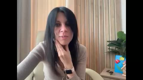 Snapshot of injaathome chatting on May 21, 2026, 6:53 am InjaAtHome online show from May 21, 2026, 6:53 am