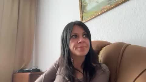 Snapshot of injaathome chatting on May 30, 2026, 3:53 pm InjaAtHome online show from May 30, 2026, 3:53 pm