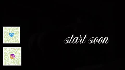 Im Senise Welcome to my room My instagram  online show from February 7, 2026, 7:12 am