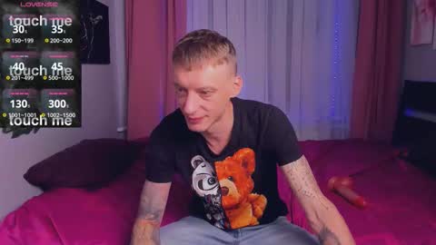 Snapshot of inkedjamesx chatting on October 2, 2025, 4:36 pm James online show from October 2, 2025, 4:36 pm