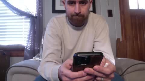 Snapshot of inmybackyard chatting on December 3, 2024, 7:11 pm InMyBackyard online show from December 3, 2024, 7:11 pm