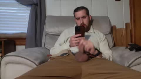 Snapshot of inmybackyard chatting on December 18, 2024, 8:47 pm InMyBackyard online show from December 18, 2024, 8:47 pm