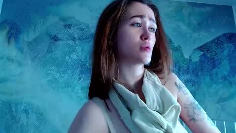 Lina online show from October 28, 2025, 12:25 am