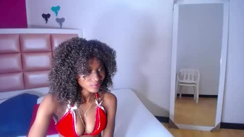 innocent_sexybaby online show from October 15, 2025, 8:20 pm