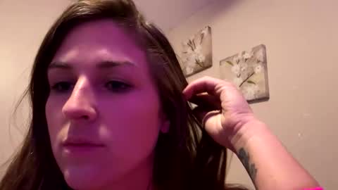 innocentlilsarah online show from October 15, 2025, 1:44 pm