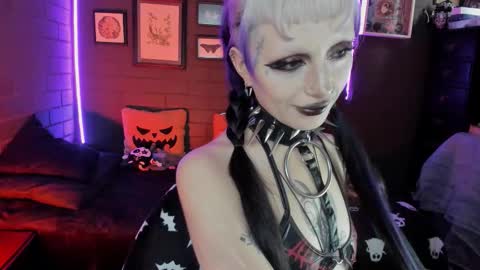 Snapshot of insania_999 chatting on October 14, 2025, 4:52 pm SANIA online show from October 14, 2025, 4:52 pm