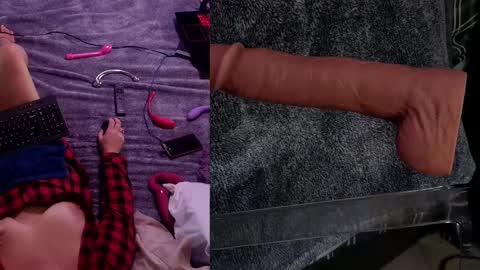 Snapshot of insatiablecpl333 chatting on February 12, 2025, 8:40 pm InsatiableCpl333 online show from February 12, 2025, 8:40 pm