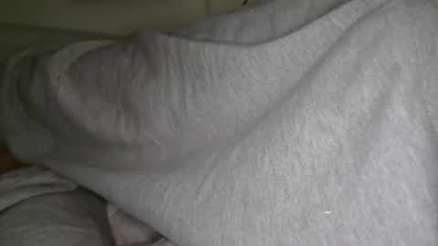 Snapshot of instructor22 chatting on January 17, 2026, 10:57 pm instructor22 online show from January 17, 2026, 10:57 pm