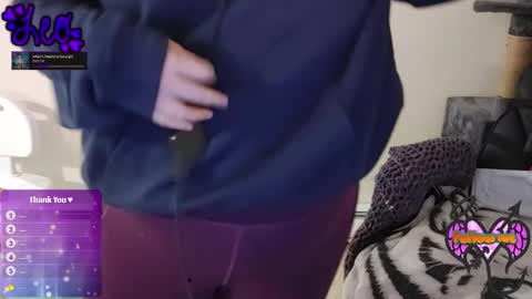 Snapshot of intentkitten chatting on January 16, 2026, 7:56 am Reigning Leo online show from January 16, 2026, 7:56 am