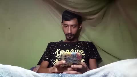 interne8famous online show from October 6, 2025, 2:36 pm