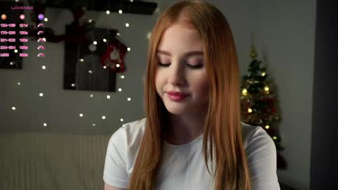 Ellie online show from December 23, 2024, 2:07 pm
