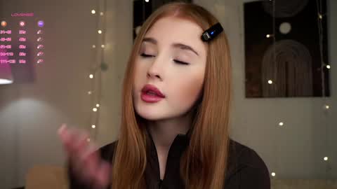 Ellie online show from January 20, 2025, 2:14 pm