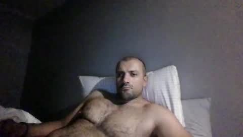 Snapshot of intolder35 chatting on April 13, 2026, 12:10 pm intolder35 online show from April 13, 2026, 12:10 pm