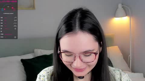 Mia online show from October 21, 2025, 1:50 am