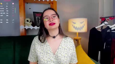 Mia online show from October 29, 2025, 1:08 am