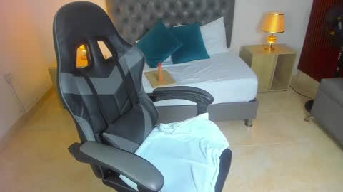 Irantzu online show from December 29, 2024, 3:24 pm