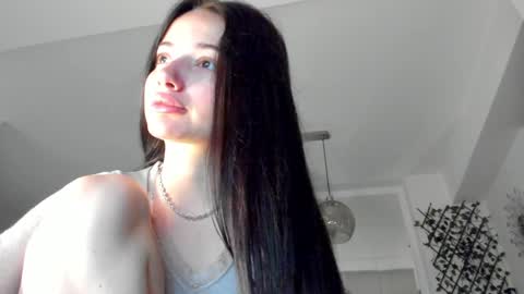 Snapshot of irenevon chatting on January 19, 2025, 5:15 am Ir s room online show from January 19, 2025, 5:15 am