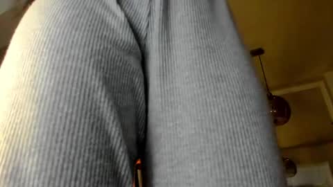 Snapshot of irenevon chatting on October 4, 2025, 5:38 am Ir s room online show from October 4, 2025, 5:38 am