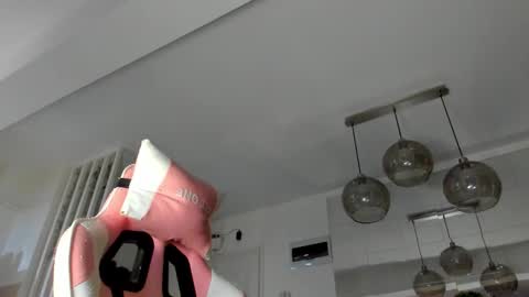 Snapshot of irenevon chatting on October 8, 2025, 5:16 am Ir s room online show from October 8, 2025, 5:16 am