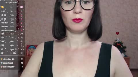 Snapshot of irenlarasani chatting on December 19, 2024, 12:23 pm IrenLarasani online show from December 19, 2024, 12:23 pm