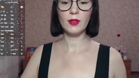 Snapshot of irenlarasani chatting on February 7, 2025, 6:14 am IrenLarasani online show from February 7, 2025, 6:14 am