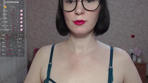 Snapshot of irenlarasani chatting on September 26, 2025, 6:39 am IrenLarasani online show from September 26, 2025, 6:39 am