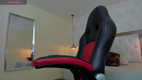 irina_palvin online show from October 16, 2025, 12:39 pm