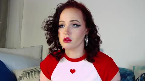 Snapshot of irinaart chatting on December 15, 2024, 4:04 pm Irina online show from December 15, 2024, 4:04 pm