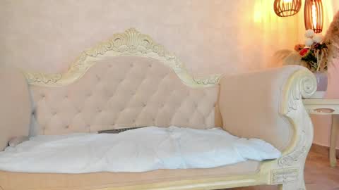 Irinnah Lottus online show from January 29, 2025, 10:53 pm