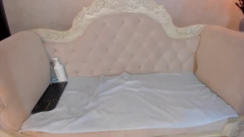 Irinnah Lottus online show from February 15, 2025, 11:14 pm