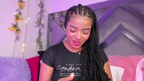 Snapshot of iris_hott1 chatting on December 26, 2024, 3:20 pm iris online show from December 26, 2024, 3:20 pm