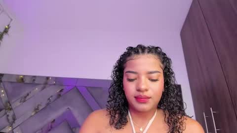 Snapshot of iris_hott1 chatting on December 30, 2024, 1:15 am iris online show from December 30, 2024, 1:15 am