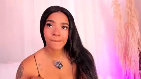 iris_hottt0 online show from March 18, 2026, 3:42 am