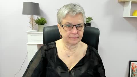 I R I S online show from May 13, 2026, 6:22 am