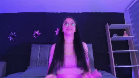 Iris Fyre  online show from April 24, 2026, 12:29 pm