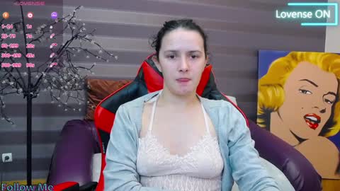 Iris online show from January 28, 2025, 9:19 pm