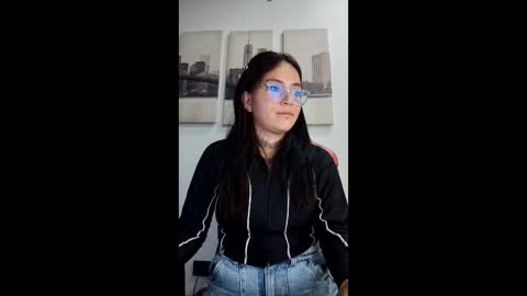 Snapshot of iriss_cardenas chatting on March 9, 2026, 9:19 pm iriss_cardenas online show from March 9, 2026, 9:19 pm